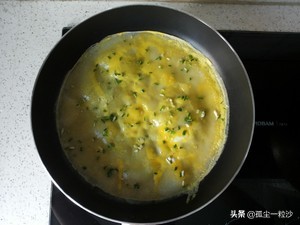 盐城特色美食：风味鸡蛋饼，虽是大众美食，盐城鸡蛋饼更具特色