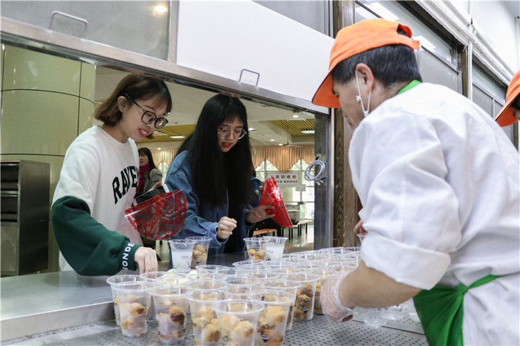 江苏省盐城中学 名教师_盐城有名的美食_从盐城到盐城监狱有多远