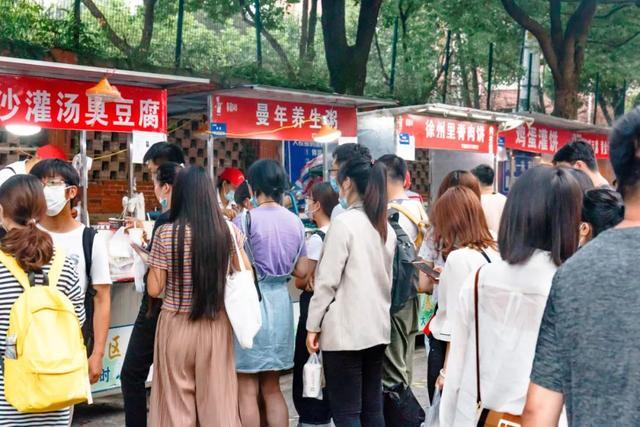 盐城有名的美食_从盐城到盐城监狱有多远_江苏省盐城中学 名教师