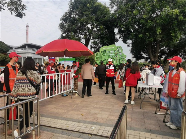 粤东潮州古城牌坊街文化旅游成热点