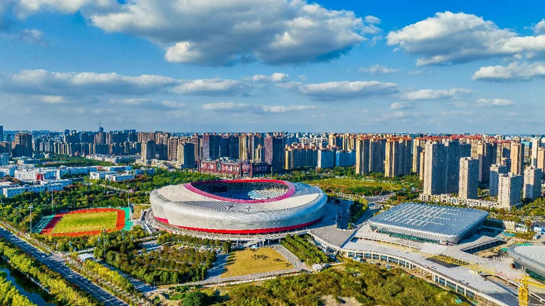 40年江河可成平地能起高楼荒芜变繁华