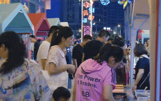 盐城欧式风情街_盐城欧洲风情街美食推荐_盐城欧洲风情街美食