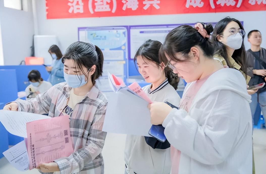 盐城人事考试招聘_2021盐城招聘公告_盐城市公开招聘