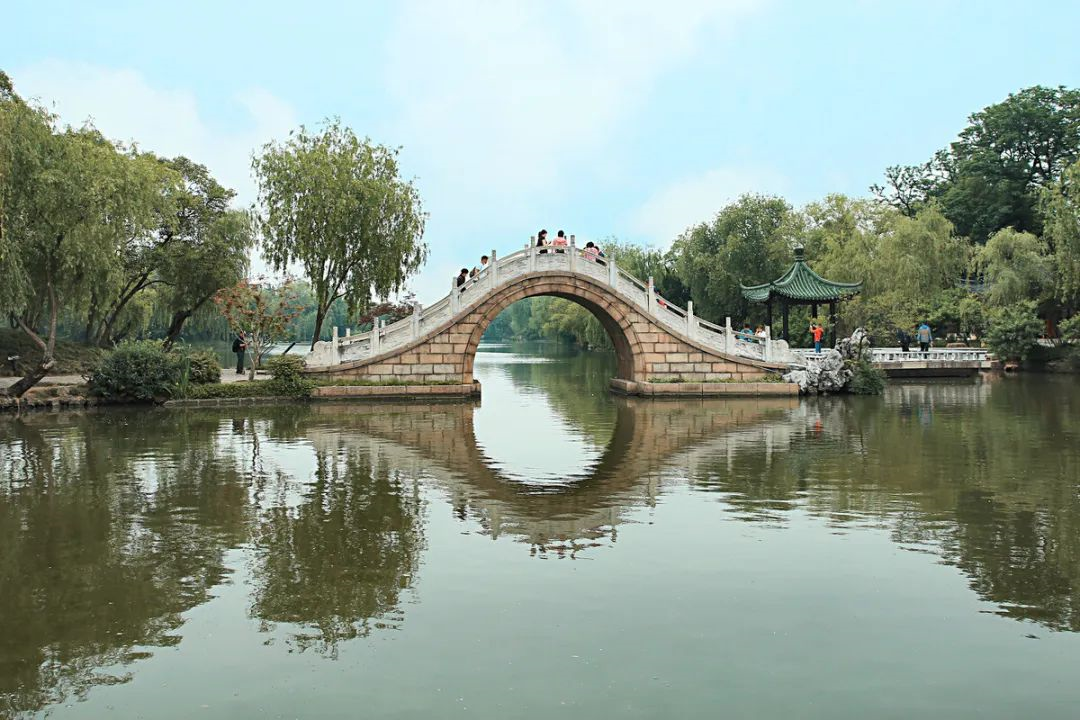 预定盐城酒店旅游多少钱_盐城旅游酒店预定_预定盐城酒店旅游的软件